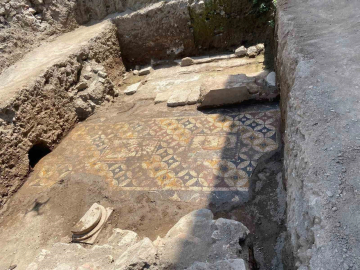 İznik'te bulunan dev mozaik, Kraliçe Nicea’nın Sarayı'na mı ait?