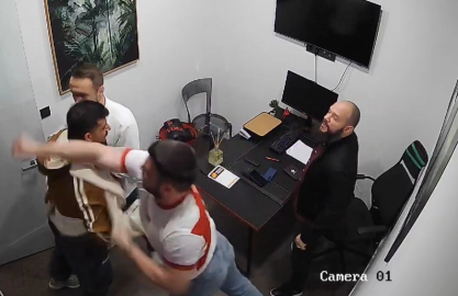 Bursa'da milli sporcuya silah çekip darp ettiler