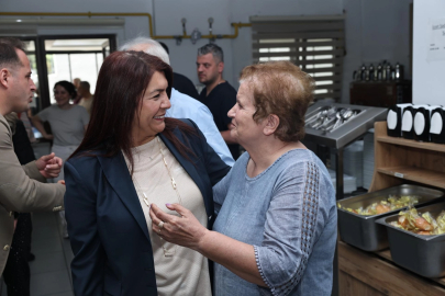 Bursa'da huzurevi sakinlerine bayram ziyareti