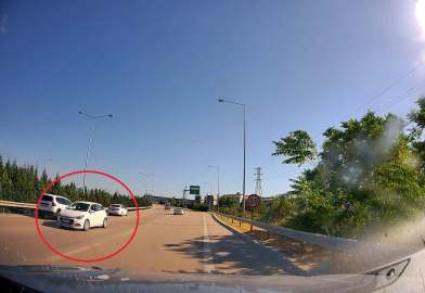 Bursa'da tehlikeli anlar! Otobanda ters yönde ilerledi