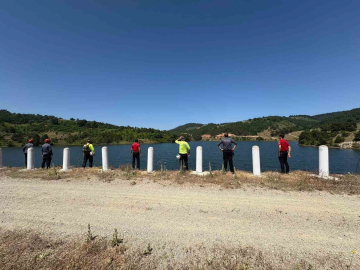 Kayıp Burak, havadan, karadan ve su altından aranıyor