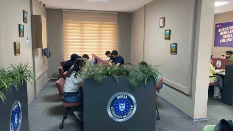 Bursa’da gençlik merkezleri, sınav haftasında 24 saat açık