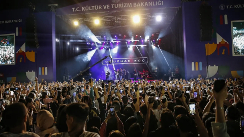 Bursa'ya yıldız yağacak!