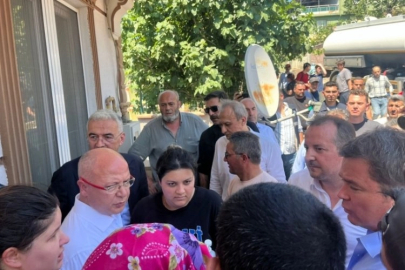 Bursa protokolünden yangın mesaisi: Vatandaşlarla tek tek görüştüler