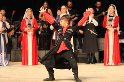 Bursa’da Çerkes şöleni nefes kesti