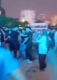 Bursa'da Buray konserinde kavga çıktı