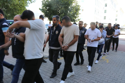 Önce eskort sonra avukat oldular! 11 milyonluk dev vurgun