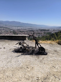 Sıfır aldığı motosikleti çalındı, yanmış halde bulundu