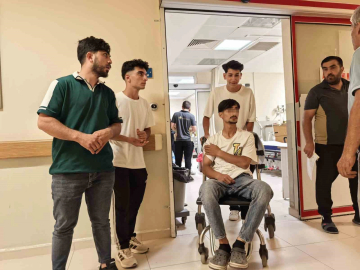 Düğünde kurusıkı tabancayla ateş edilmesi sonucu 17 yaşındaki çocuk yaralandı