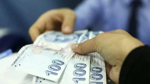 Hükümet kamu işçileri için son teklifini yarın verecek