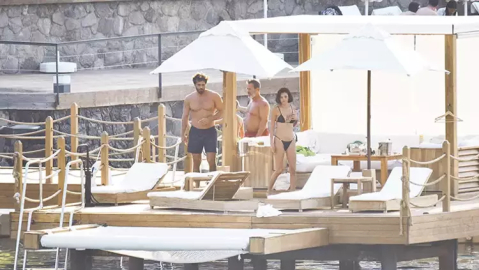 Can Yaman ve sevgilisi Bodrum'da aşka geldi!