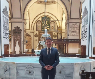 "Camiler, sosyal medyada ’içerik’ üretme yeri değildir"