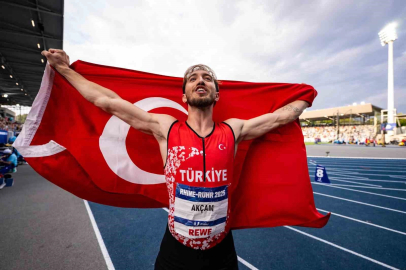 Milli sporcu Berke Akçam’dan altın madalya