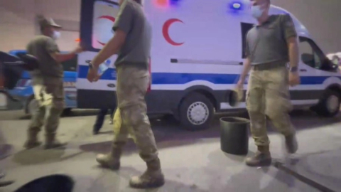 İki askerimiz yüksek ateşten şehit düştü