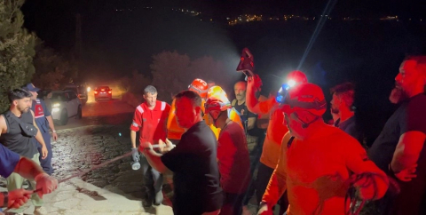 Bursa’daki yangına gönüllü geldi, uçurumda can verdi