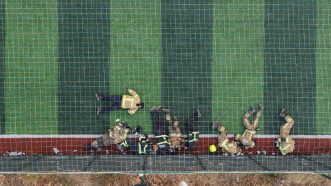 Yorulmayan alev savaşçıları halı sahada böyle dinlendi