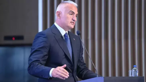 Bakan Ersoy açıkladı: Turizm gelirleri 25,8 milyar dolar ile rekor kırdı