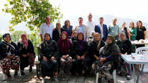 Başkan Erkan Aydın Mürseller’de vatandaşla buluştu