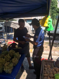 Bursa'da polis dolandırıcılığa karşı broşür dağıttı