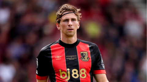 PSG, Ilya Zabarnyi'yi renklerine bağladı