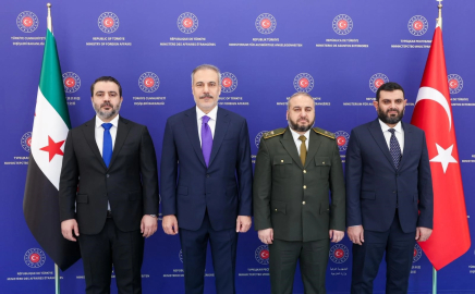 Bakan Fidan Suriyeli bakanlar ile görüştü