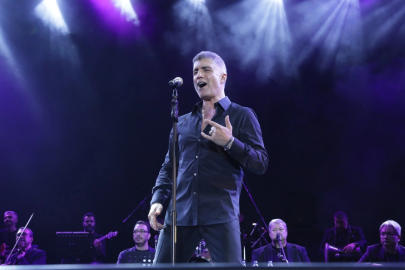 Özcan Deniz’den ailesine sert mesaj: “Benden ve ailemden uzak durun”