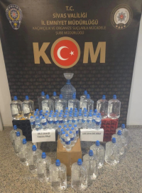 Sivas'ta 125 litre etil alkol ele geçirildi