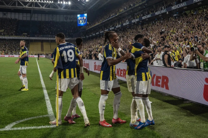 Fenerbahçe sezonun ilk maçına çıkıyor! İşte muhtemel 11'ler
