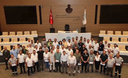 Başkan Şadi Özdemir yangınlarla mücadelede görev alan ekibe teşekkür etti