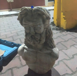 Bursa'da Roma ve Bizans dönemine ait heykeller ele geçirildi