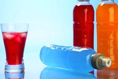 Uzmanı uyardı: Sıcak havalarda enerji içecekleri tüketmeyin!