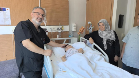 Karın ağrısı ile gitti, 3 kiloluk kist çıktı