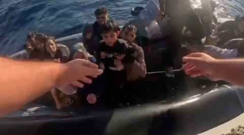 İzmir'de faciaya ramak kala: 36 göçmen hayata tutundu