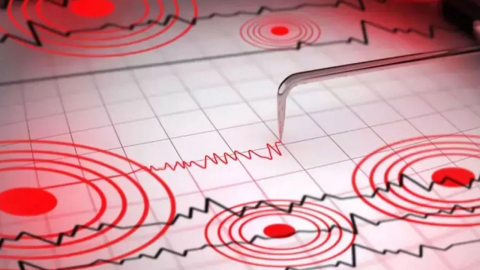 Balıkesir'de korkutan deprem! Bursa'da da hissedildi!