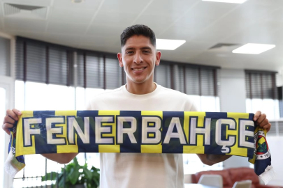 Edson Alvarez İstanbul'a geldi