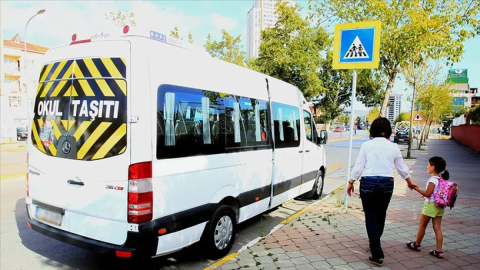 İzmir'de okul servis ücretleri belli oldu