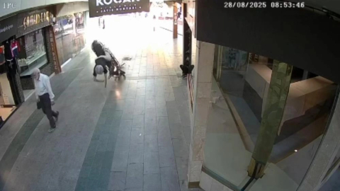 Bursa'da feci kaza: Motosiklet takla attı!