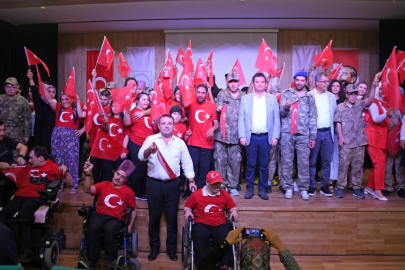 Bursa'da engelli bireylerden özel Zafer kutlaması