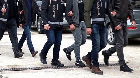 21 ilde FETÖ operasyonu: 25 kişi yakalandı