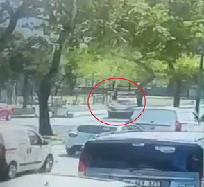 Bursa'da ticari aracın çarptığı adam hayatını kaybetti