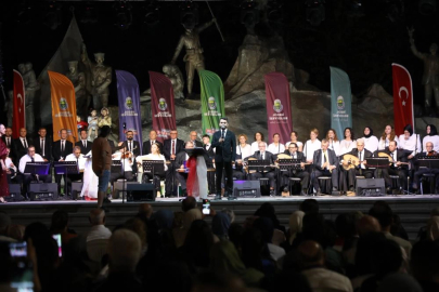 İnegöl Belediyesi TSM korosundan muhteşem konser