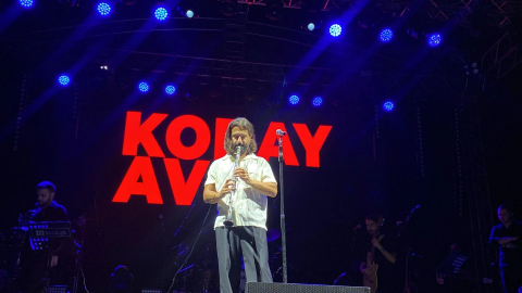 Koray Avcı Bilecik'te konser verdi
