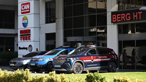 Habertürk ve Show TV dahil 121 şirkete el kondu