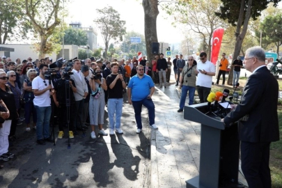 Bursa'da kurtuluşun 103. yaşı yürüyüşle taçlandı