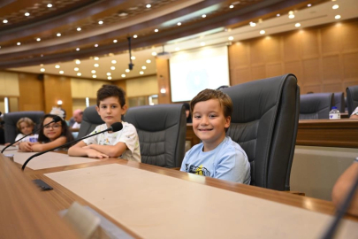 Bursalı miniklerin robotik kodlamada sertifika heyecanı