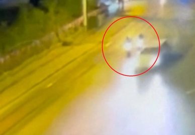 Bursa'da iki motosiklet çarpıştı!