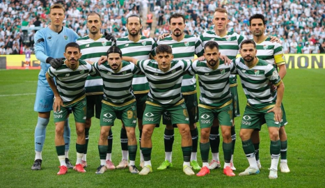 Zirvenin tek hakimi: Bursaspor!