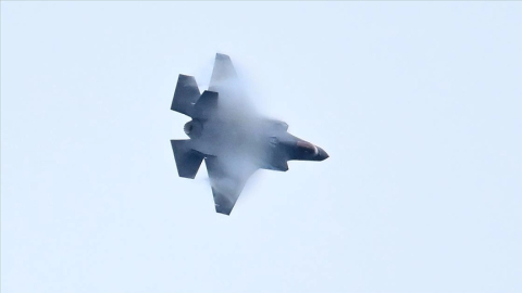 Japonya'da iki F-35 acil iniş yaptı