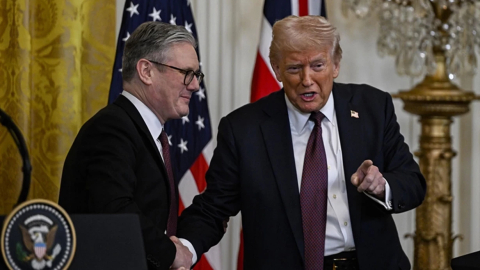 Trump, İngiltere Başbakanı Starmer ile görüştü