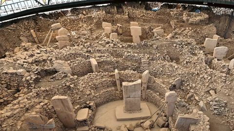 Bakan Ersoy: Göbeklitepe'de insan heykeli bulundu